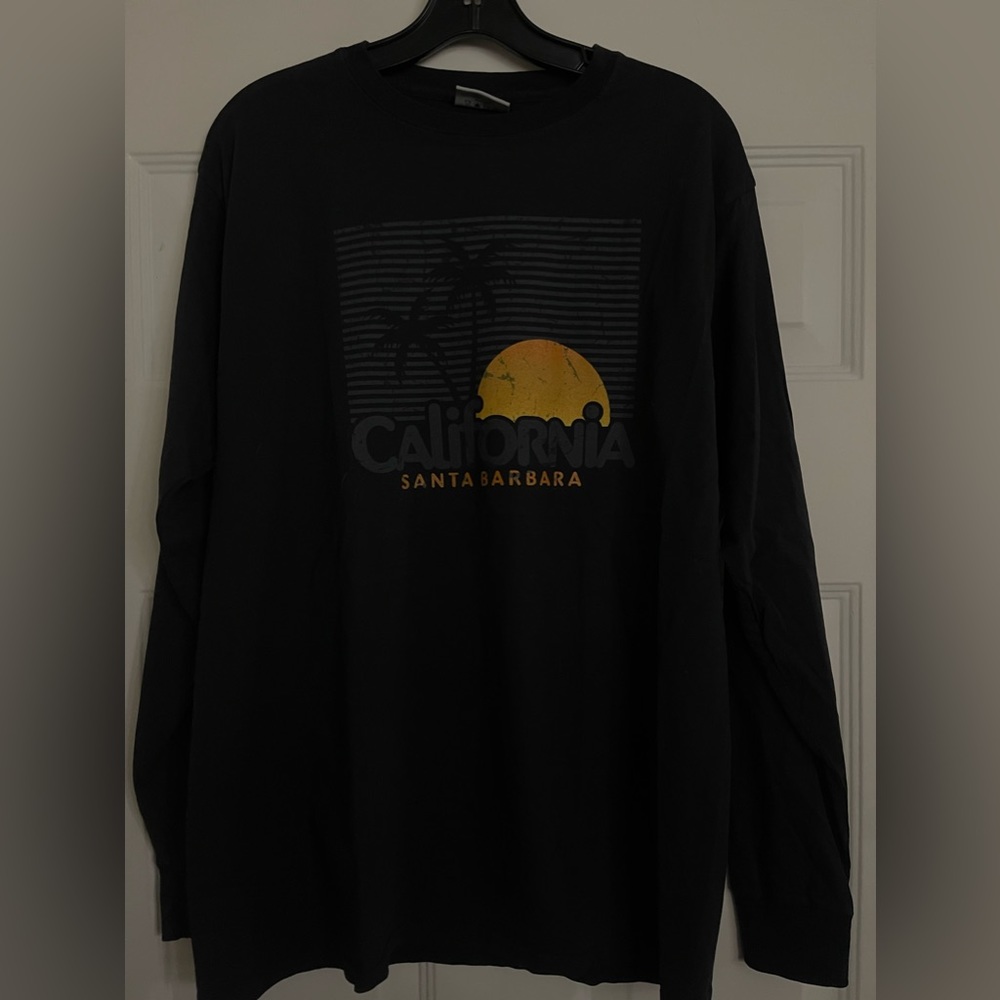 NWOT - Brand New Graphic T-Shirt!  100% Ringspun Combed Super Soft Cotton.
